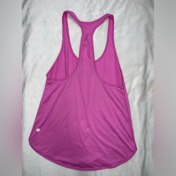 Lululemon 105 F Singlet Tank Top / Size 8 - Picture 5 of 7